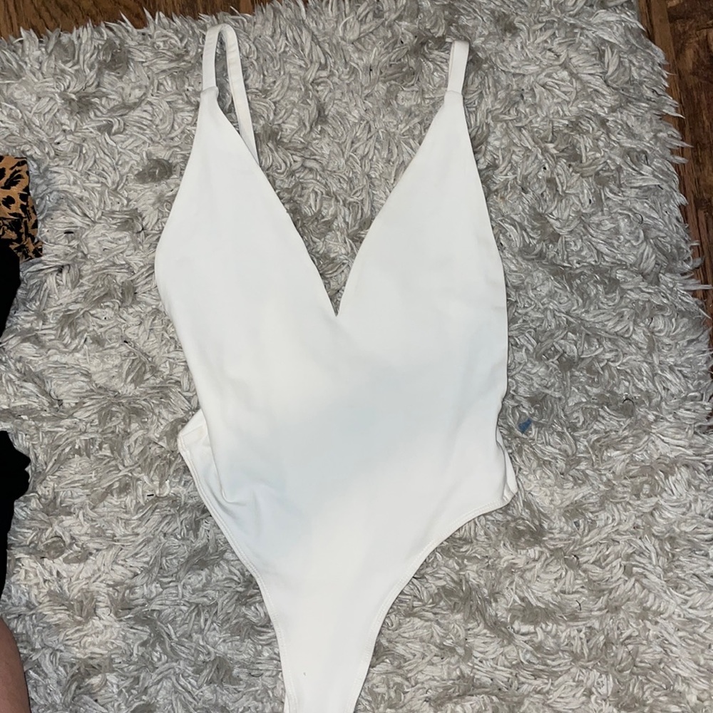 Tobi white body suit